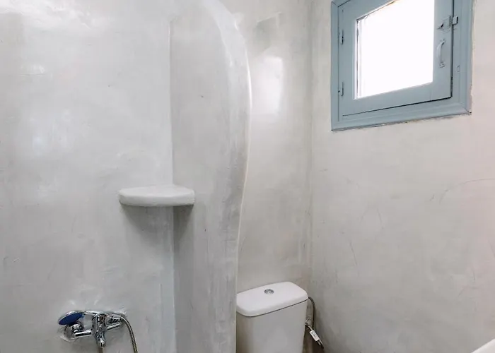 Aparthotel Seven Grapes - Karterados (Santorini)