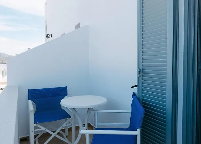 Seven Grapes - Hotel apartamentowy Karterados (Santorini)